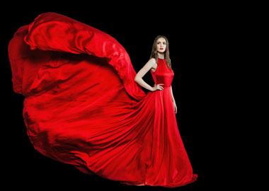 Красиво придумано: как fashion-предприниматель создал и развивает нейросеть для брендов одежды и аксессуаров